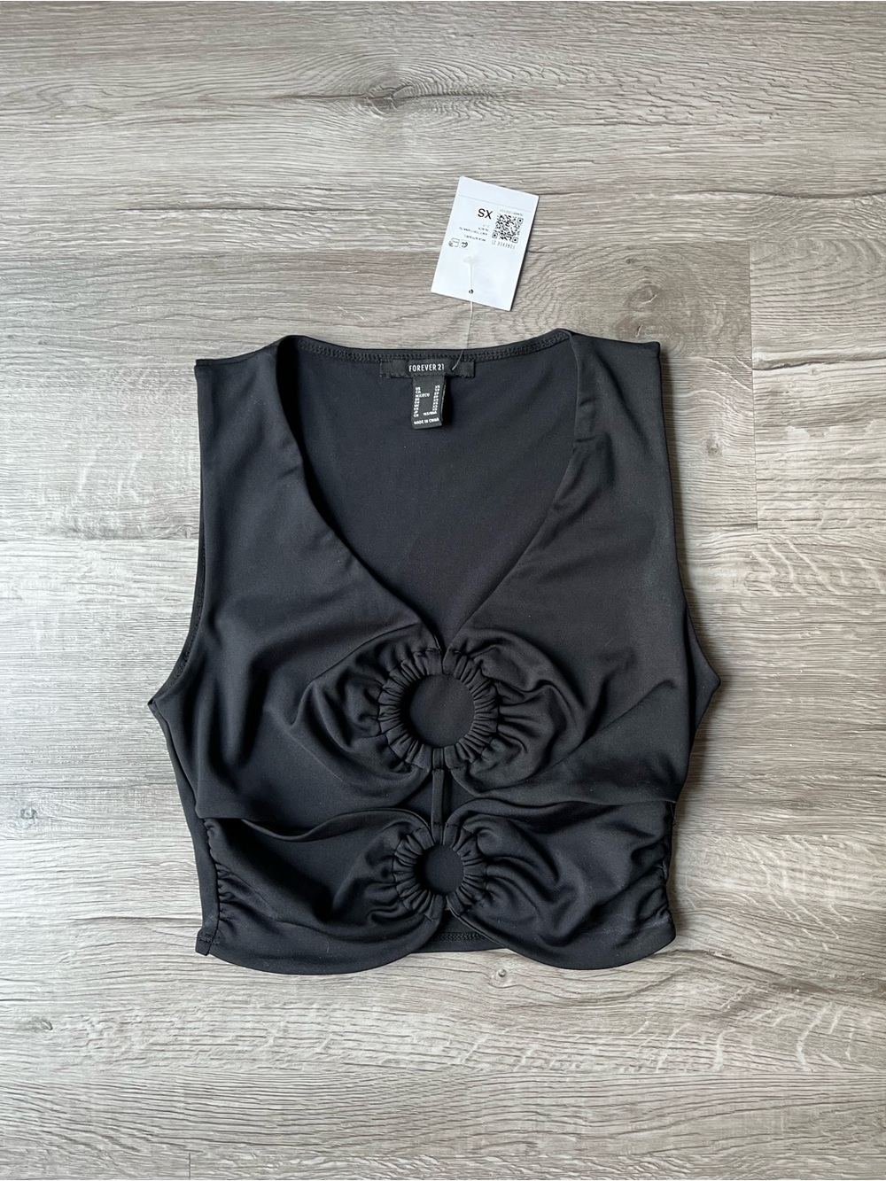 Black Sleeveless Crop Top with Double Ring Front
